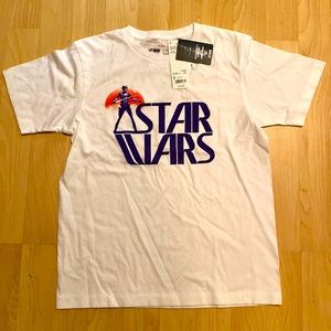 Uniqlo small Star Wars tee